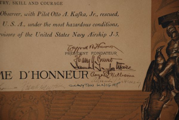 Signed Certificate for Heroism Rescue for the Akron search and Air Ship AJ3, ( By Lindbergh, Rickenbacker, Hawks ...)