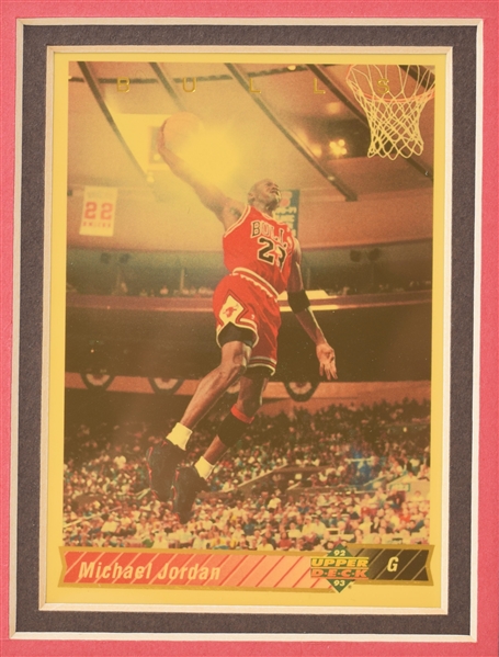 Michael Jordan Photo with pins and  Cards