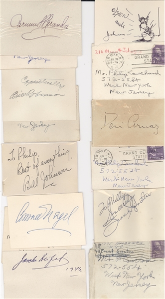 Movie Memorabilia -...Who's Who's of Entertgainment in the 1940's over 235 Autographs  