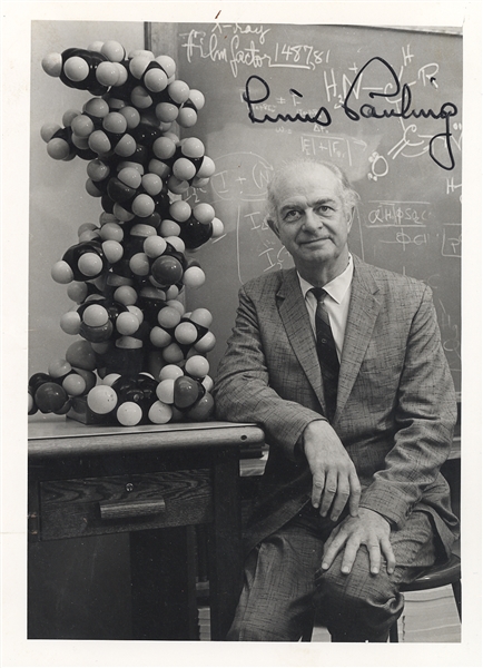 Linus Pauling Signed photo