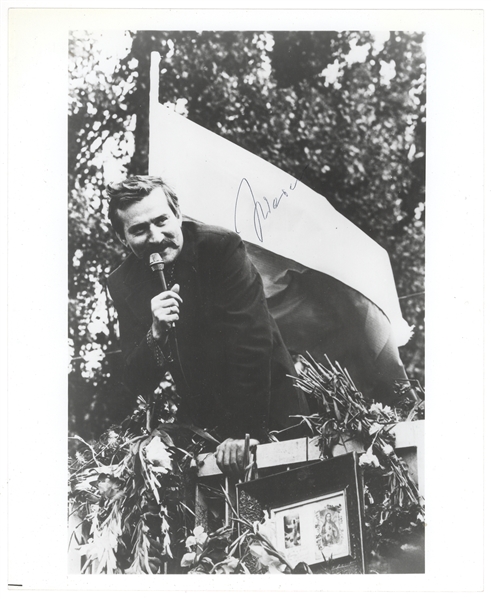 Lech Walesa Nobel Prize Winner