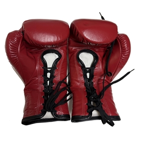 Muhammad Ali Signed Everlast Boxing Gloves